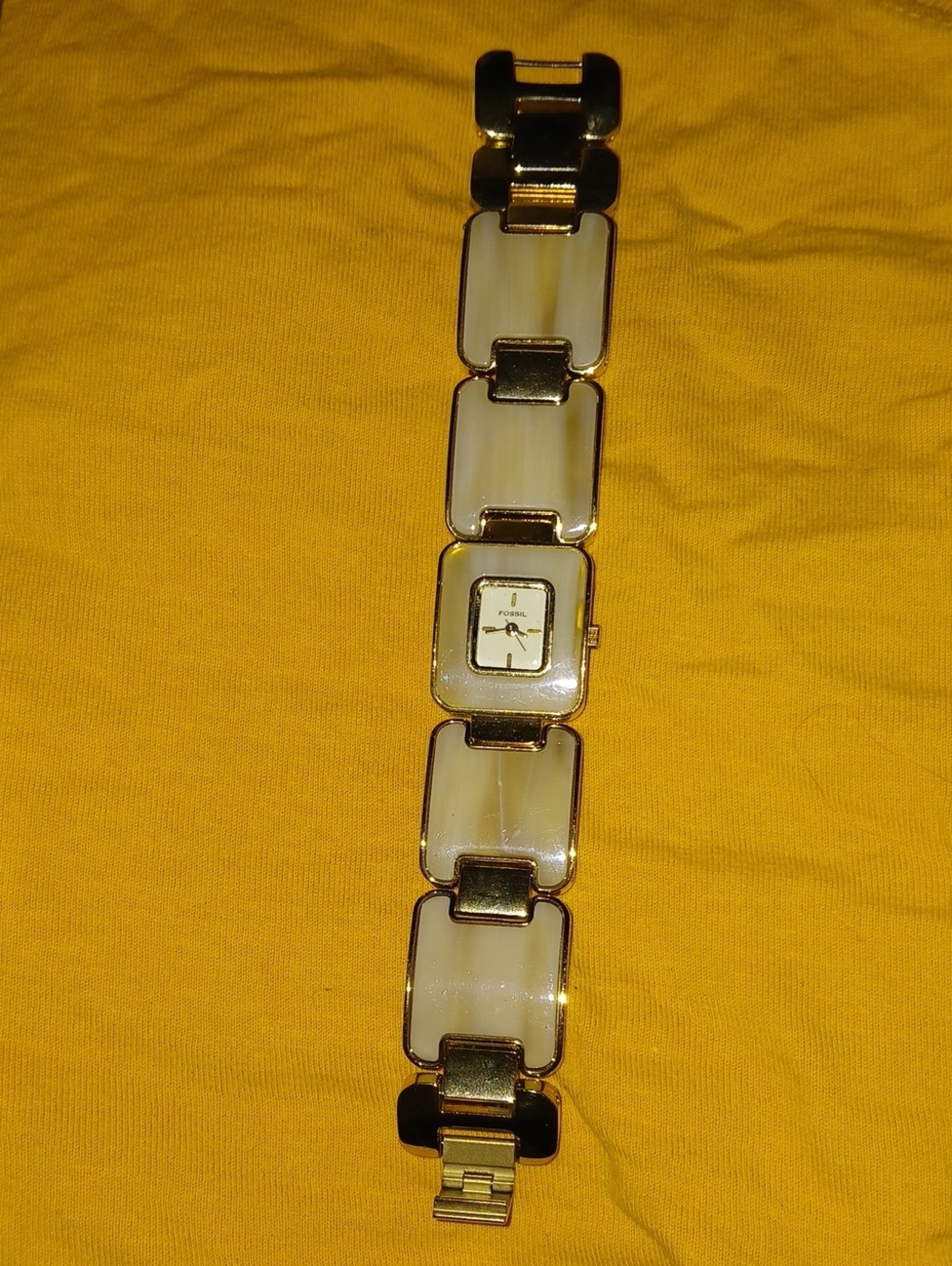 Womens Fossil Gold Tone Bracelet Watch with Mother-of-Pearl Links